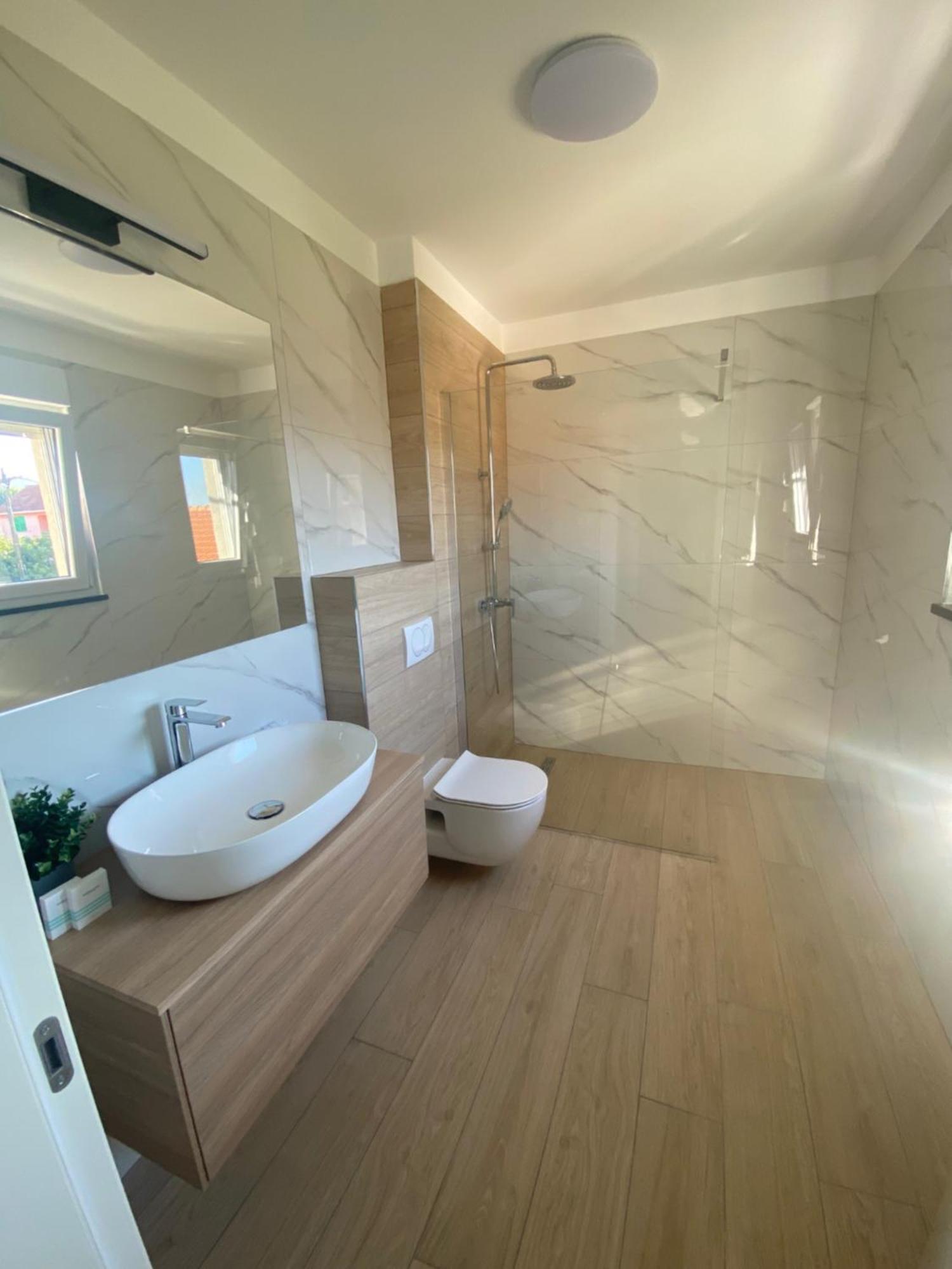 Guest House Ana Residence Zadar Bagian luar foto